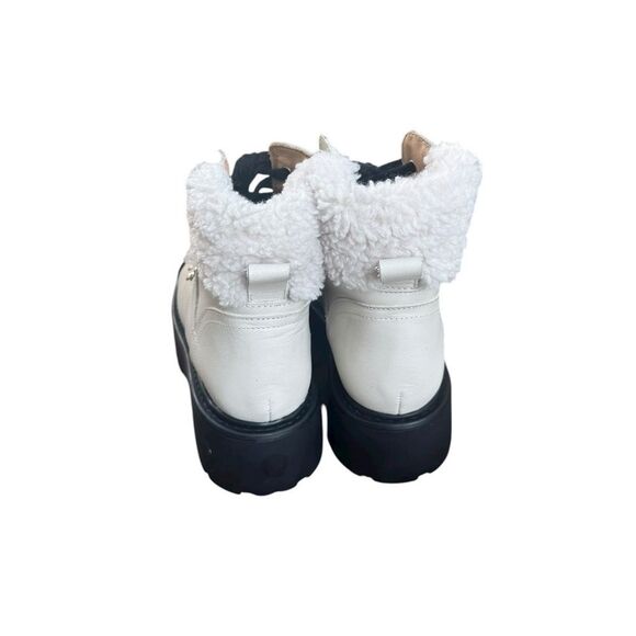 Steve Madden Reyen lace-up lug-sole hiker boots in bone leather 8.5 - Picture 3 of 9